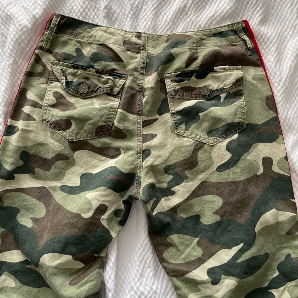 Mother Linen Blend Camo Stripe Joggers - Picture 7 of 16